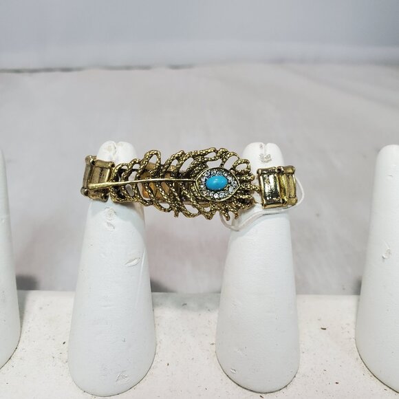 Bijou Vintage Gold Tone Stretch Ring with Feather and Turquoise Accent: - Picture 2 of 6